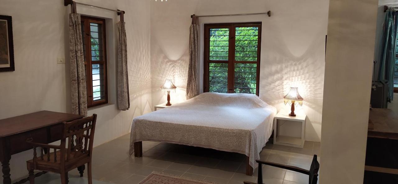 Isai Ambalam Guest House Pondicherry Exterior foto
