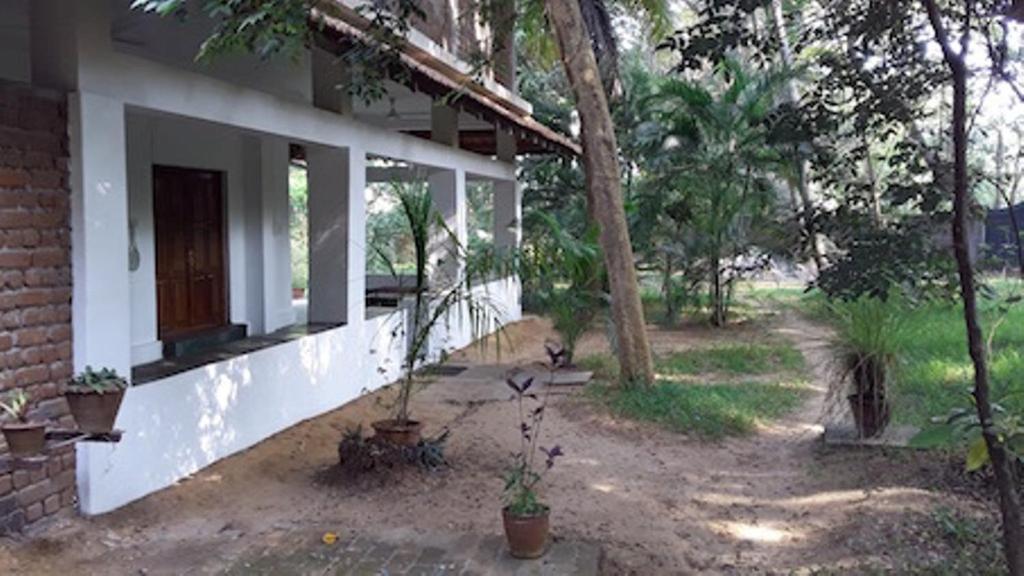 Isai Ambalam Guest House Pondicherry Exterior foto