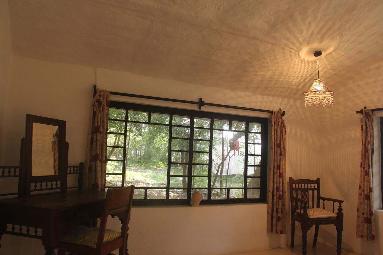 Isai Ambalam Guest House Pondicherry Exterior foto