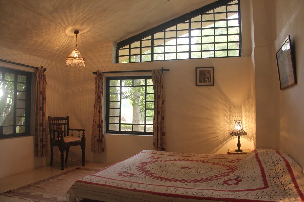 Isai Ambalam Guest House Pondicherry Exterior foto